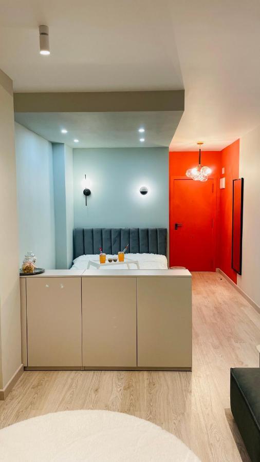 Beautiful Studio Two Steps To The Beach Torrevieja Luaran gambar